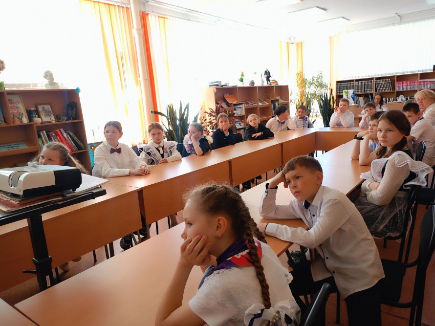 Урок мужества «Маленькие герои большой войны»