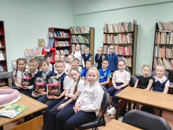 Четвероногие герои Победы