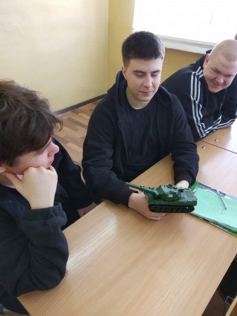 11 марта - День народного подвига по формированию Уральского добровольческого танкового корпуса