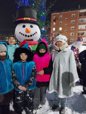 Новый год в каждый двор!