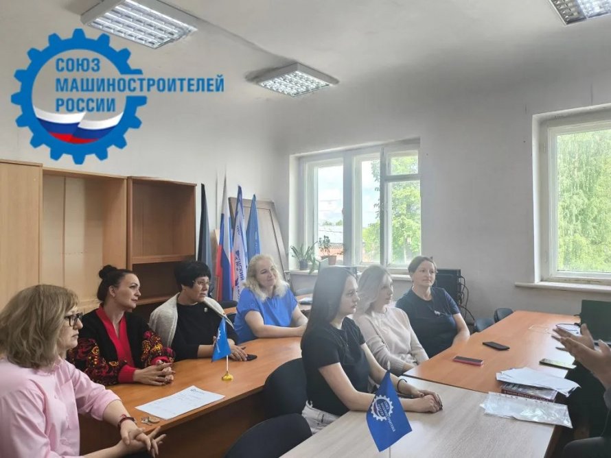 Встреча на АО «ВТМЗ»: разговор о русской брани и культуре речи